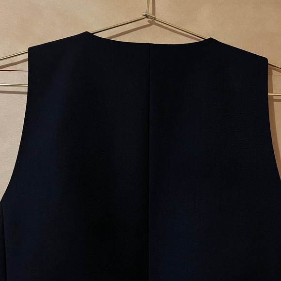 Aritzia | NWT Babaton Deniro Vest Button Up Wool Suit Vest Top Black Size 2 - Picture 9 of 11